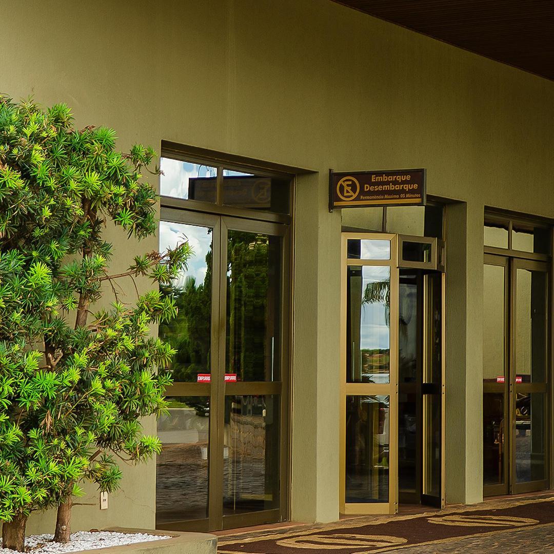 Hotel Ot Três Lagoas Екстериор снимка
