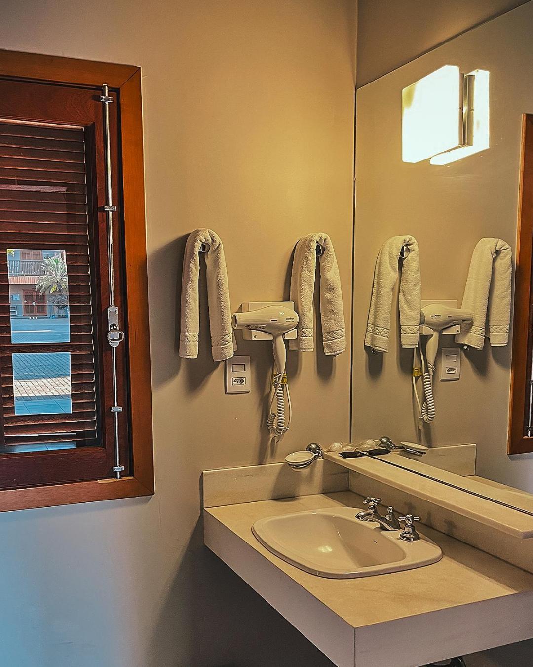 Hotel Ot Três Lagoas Екстериор снимка