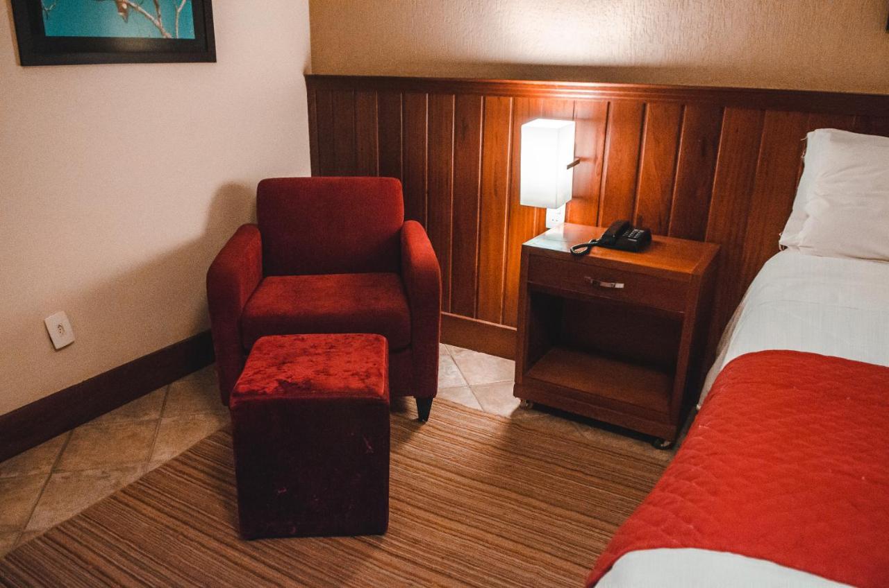 Hotel Ot Três Lagoas Екстериор снимка